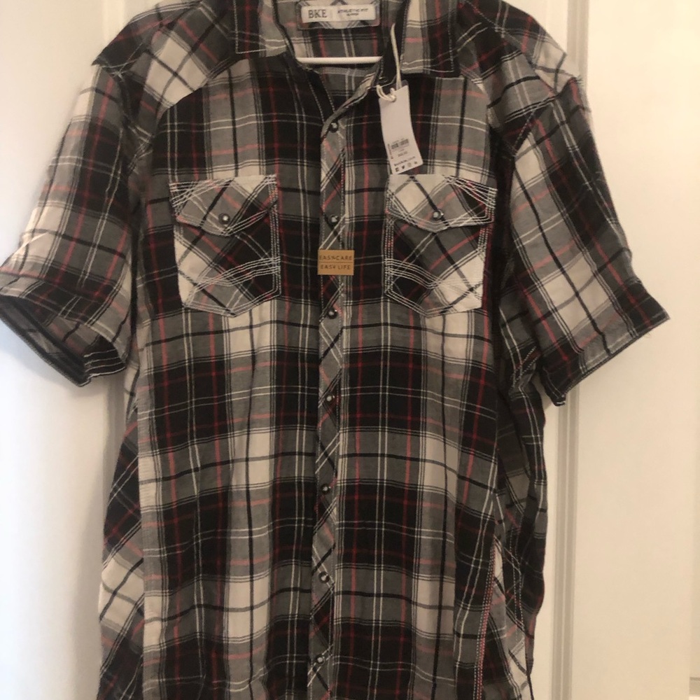 New!BKE Black and Red Casual Button Down Shirt